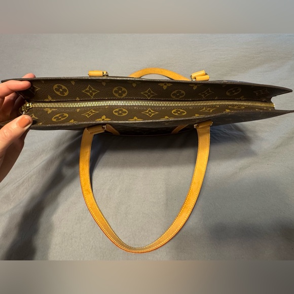 Louis Vuitton Babylone Monogram Tote - Picture 6 of 16